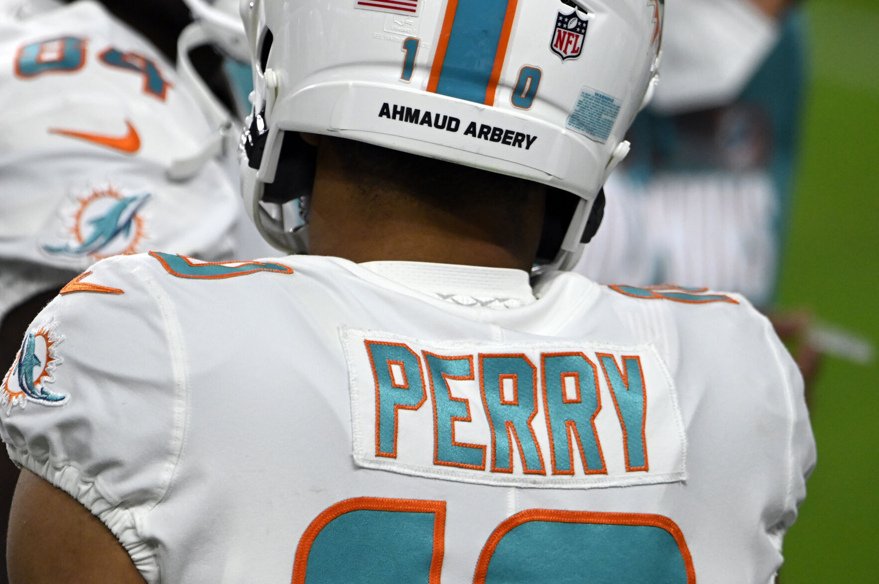 Dolphins Raiders Football
